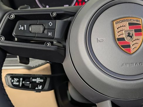 New 2026 Porsche Cayenne AWD/4WD image 39
