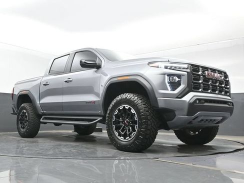 Used 2026 GMC Canyon AT4 w/ Technology Plus Package AWD/4WD image 27