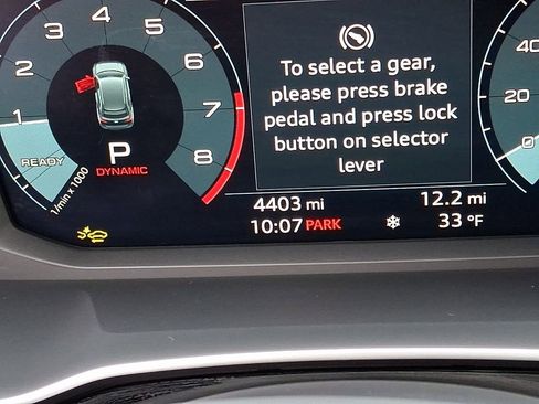 Certified 2025 Audi Q3 2.0T Premium Plus w/ Premium Plus Package image 21