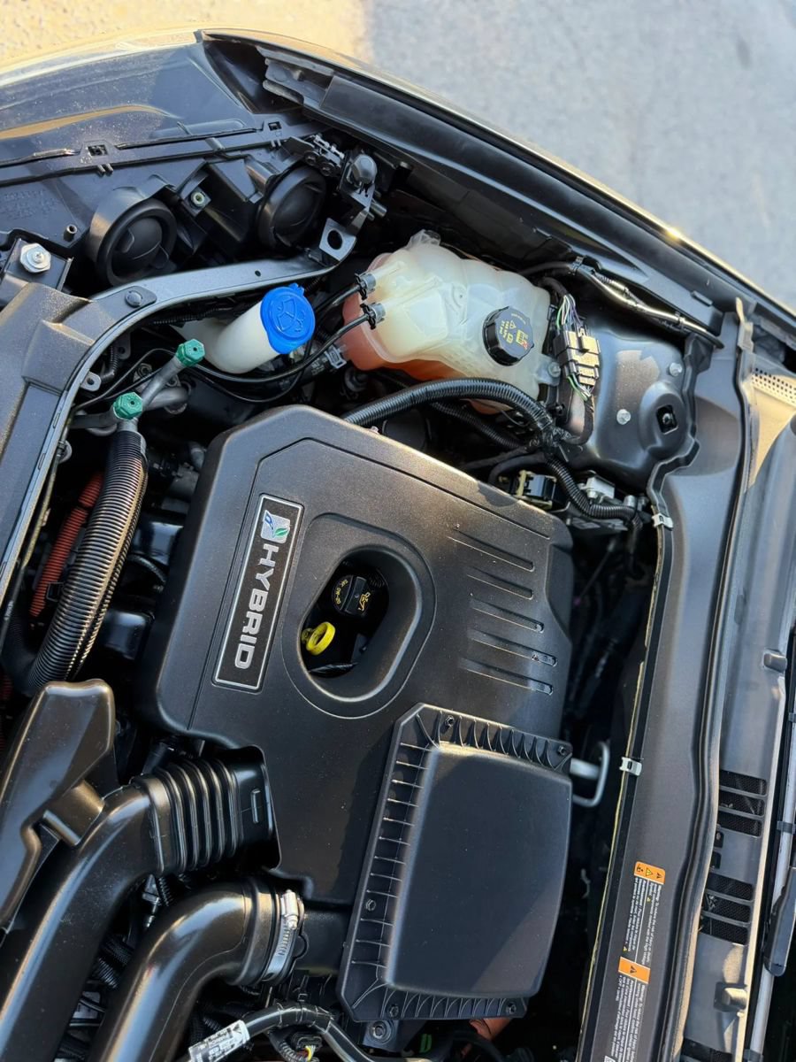 Used 2017 Ford Fusion S FWD image 27