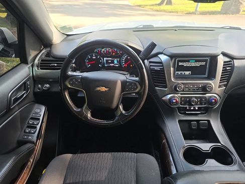 Used 2018 Chevrolet Tahoe LS w/ Enhanced Driver Alert Package RWD image 22