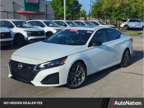 Used 2024 Nissan Altima 2.0 SR FWD image 1