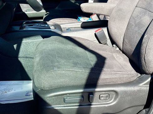 Used 2022 Honda Pilot Sport image 18