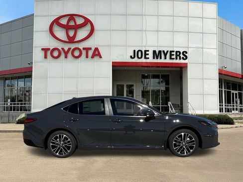 New 2026 Toyota Camry XLE AWD/4WD image 3