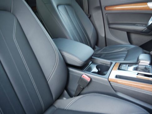 Certified 2023 Audi Q5 2.0T Premium Plus w/ Premium Plus Package image 31