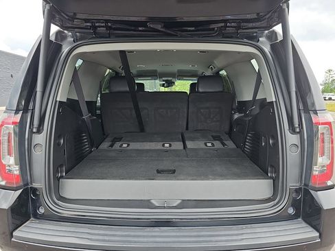 Used 2020 GMC Yukon SLE w/ SLE Value Package RWD image 18