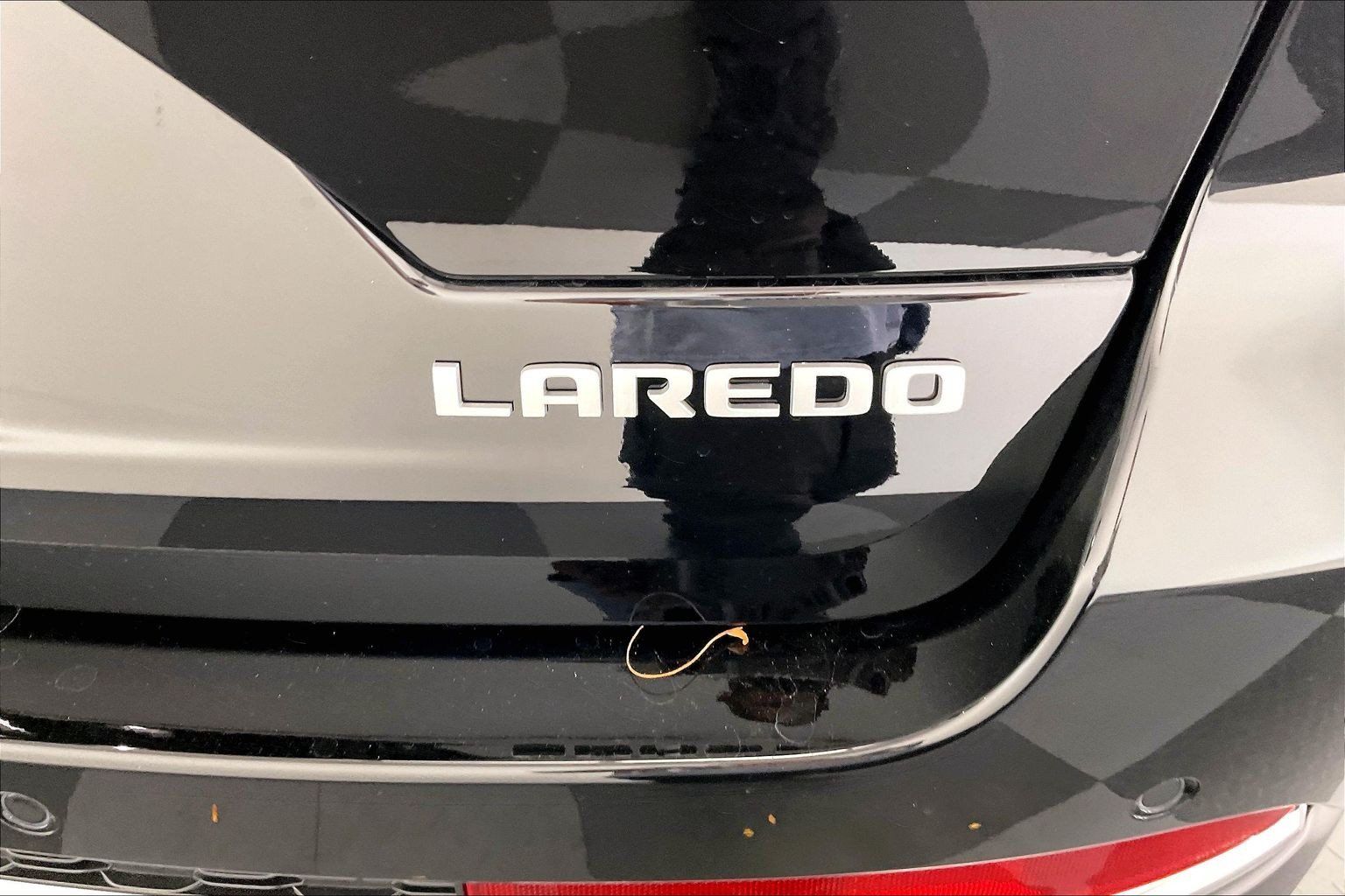 New 2027 Jeep Grand Cherokee Laredo X AWD/4WD image 17