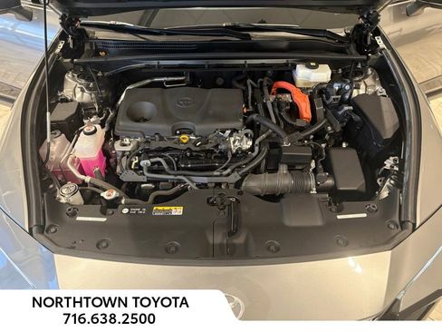 Used 2023 Toyota Crown Limited image 31