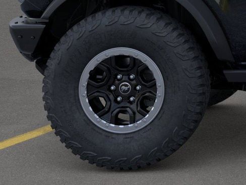 New 2025 Ford Bronco Badlands w/ Sasquatch Package image 46