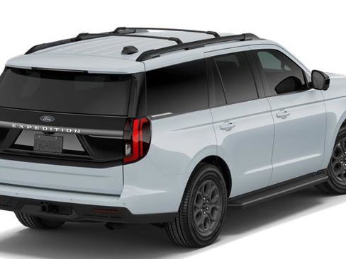 New 2026 Ford Expedition Active image 26