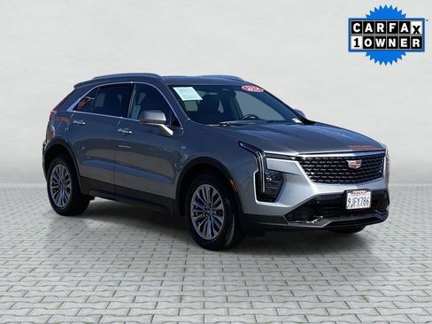 Used 2024 Cadillac XT4 Premium Luxury image 10