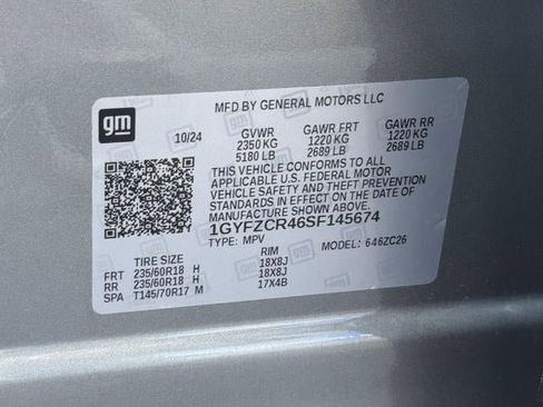 Certified 2025 Cadillac XT4 Premium Luxury FWD image 33