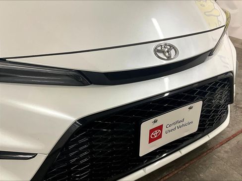 Used 2023 Toyota Corolla SE w/ Carpet Mat Package (TMS) image 30