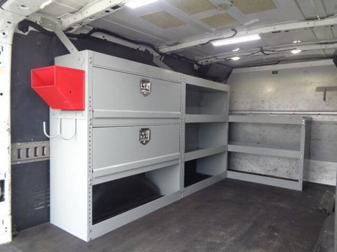 Used 2018 Ford Transit 250 130 Low Roof RWD image 6