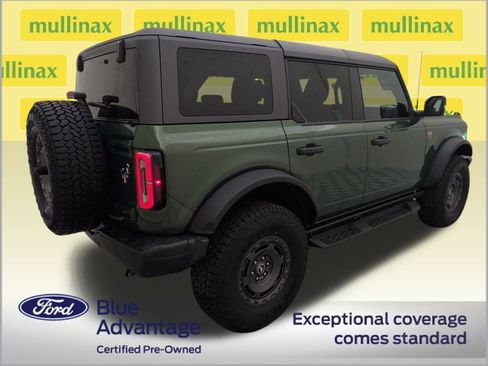 Used 2025 Ford Bronco Badlands image 4