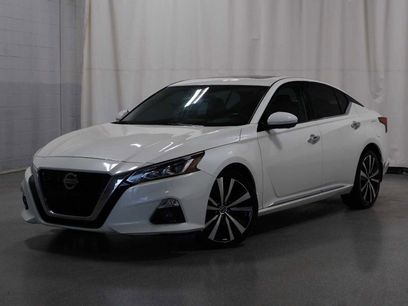 Used 2019 Nissan Altima 2.5 Platinum