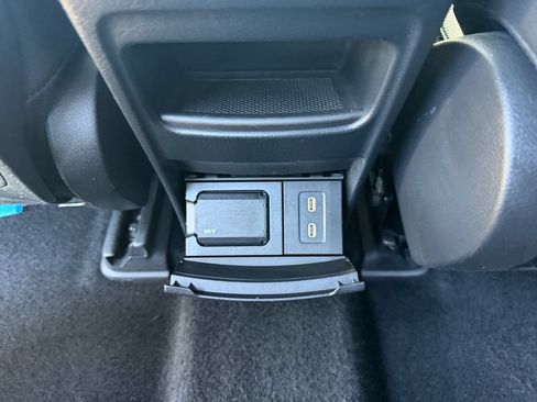 Used 2024 Mercedes-Benz EQB 250+ image 24