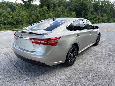 Used 2014 Toyota Avalon XLE FWD image 5