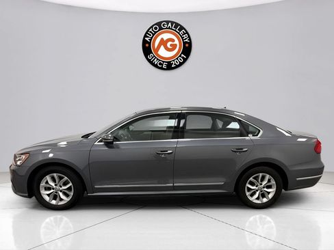 Used 2016 Volkswagen Passat 1.8T S FWD image 6
