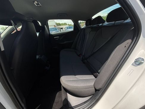Used 2025 Kia K4 FWD image 26