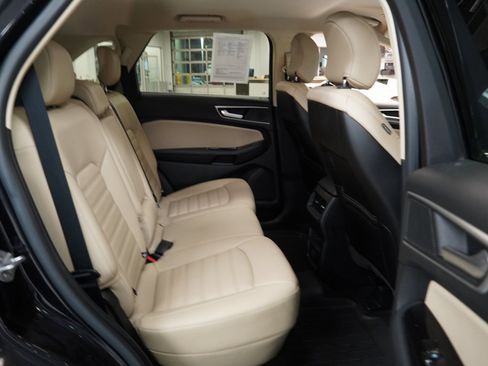 Used 2019 Ford Edge SEL w/ Equipment Group 201A image 29