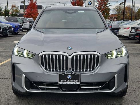 Used 2024 BMW X5 xDrive40i w/ Premium Package image 2