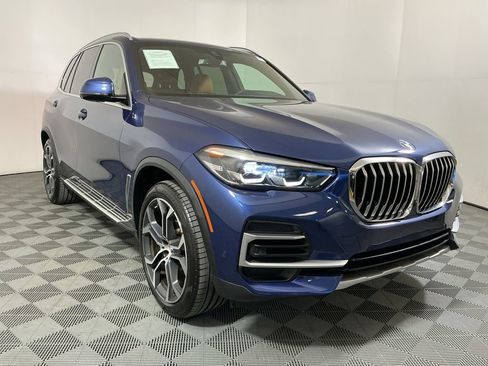 Certified 2023 BMW X5 sDrive40i w/ Climate Comfort Package RWD image 4