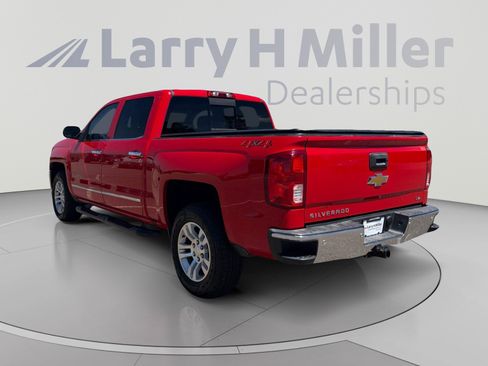 Used 2018 Chevrolet Silverado 1500 LTZ w/ LTZ Plus Package AWD/4WD image 4