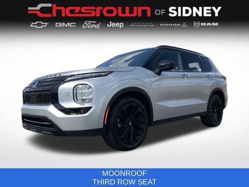 Used 2025 Mitsubishi Outlander 4WD Plug-In Hybrid image 9