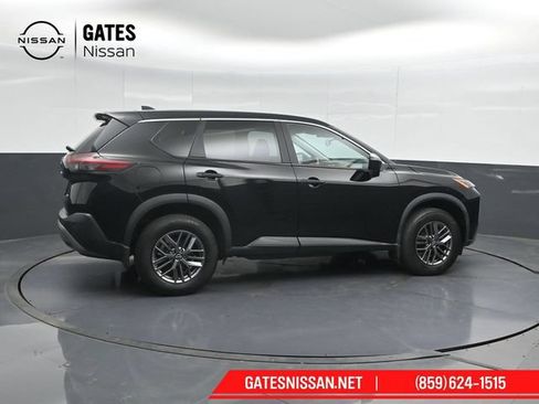 Certified 2023 Nissan Rogue S AWD/4WD image 3
