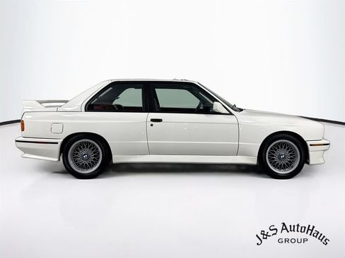 Used 1988 BMW M3 Coupe RWD image 8