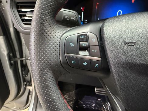 Certified 2023 Ford Escape ST-Line w/ Tech Pack #1 image 15