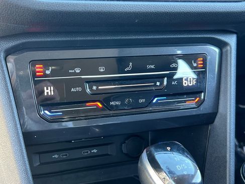 Certified 2024 Volkswagen Tiguan SE image 28