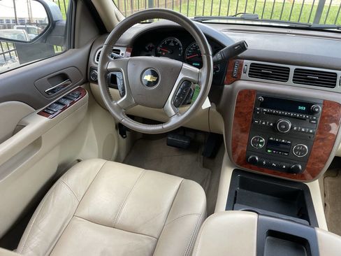 Used 2011 Chevrolet Tahoe LT image 23