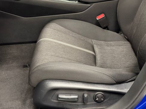 Used 2025 Honda Accord Sport image 14