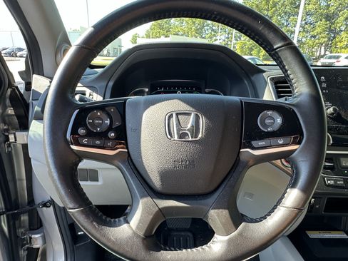 Used 2021 Honda Pilot Special Edition image 6