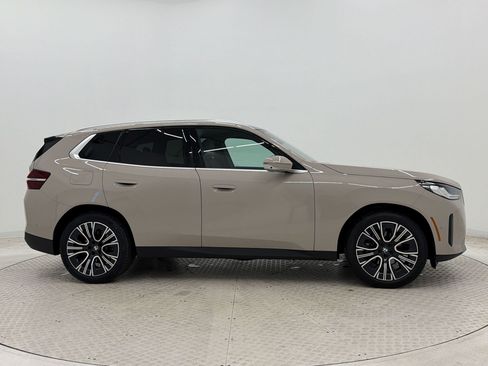 Used 2025 BMW X3 xDrive30i w/ Premium Package AWD/4WD image 8
