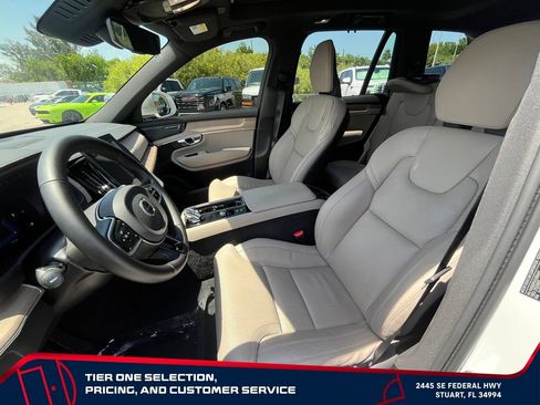 Used 2025 Volvo XC90 B6 Ultra w/ Protection Package Premier AWD/4WD image 10