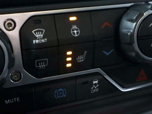 Used 2023 Jeep Wrangler High Altitude image 5