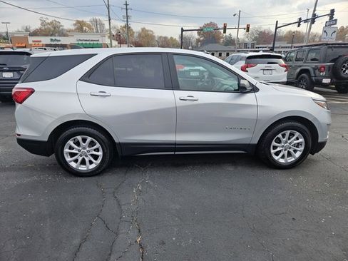 Certified 2020 Chevrolet Equinox LS w/ LS Convenience Package image 8