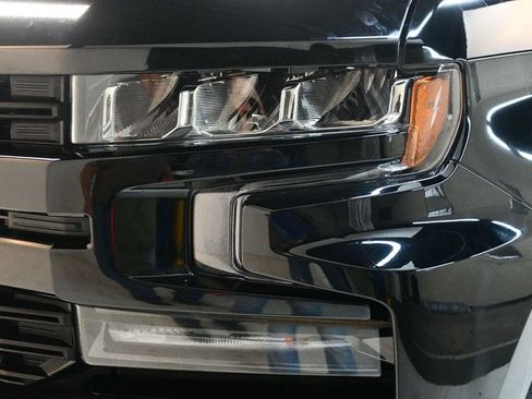 Used 2021 Chevrolet Silverado 1500 LT Trail Boss w/ Convenience Package II image 10