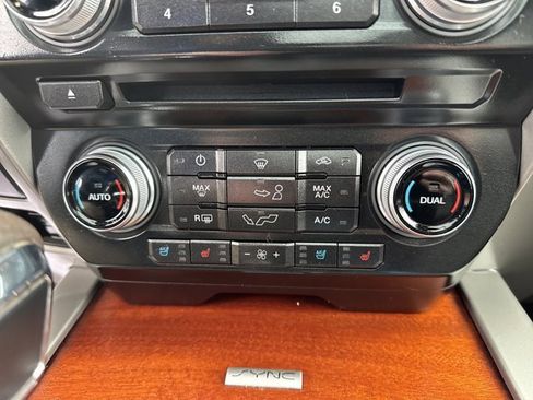 Used 2016 Ford F150 King Ranch w/ Equipment Group 601A Luxury image 21