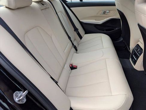 Used 2025 BMW 330i xDrive Sedan w/ Convenience Package image 21