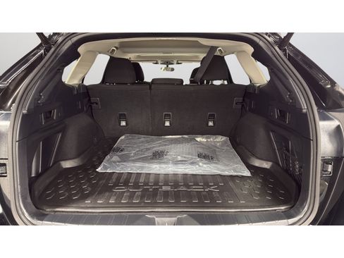Used 2024 Subaru Outback Premium image 15