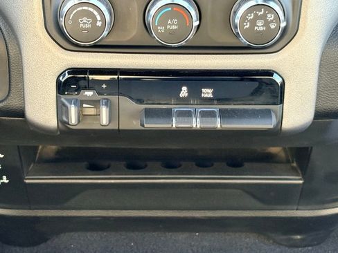 Used 2024 RAM 2500 Big Horn image 19