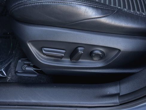 Used 2020 Toyota Corolla XSE w/ Carpet Mat Package (TMS) FWD image 12
