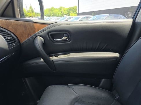 Used 2022 Nissan Armada SL w/ Captain's Chairs Package AWD/4WD image 23