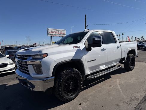 Used 2020 Chevrolet Silverado 2500 LTZ w/ LTZ Plus Package image 3