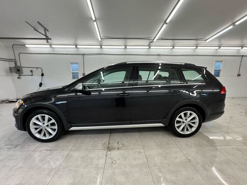 Used 2017 Volkswagen Golf Alltrack SEL AWD/4WD image 9