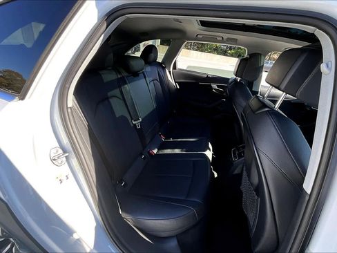 Used 2019 Audi A4 2.0T allroad Premium Plus w/ Premium Plus Package image 19